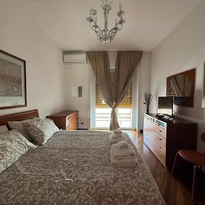 Al54 Apartment